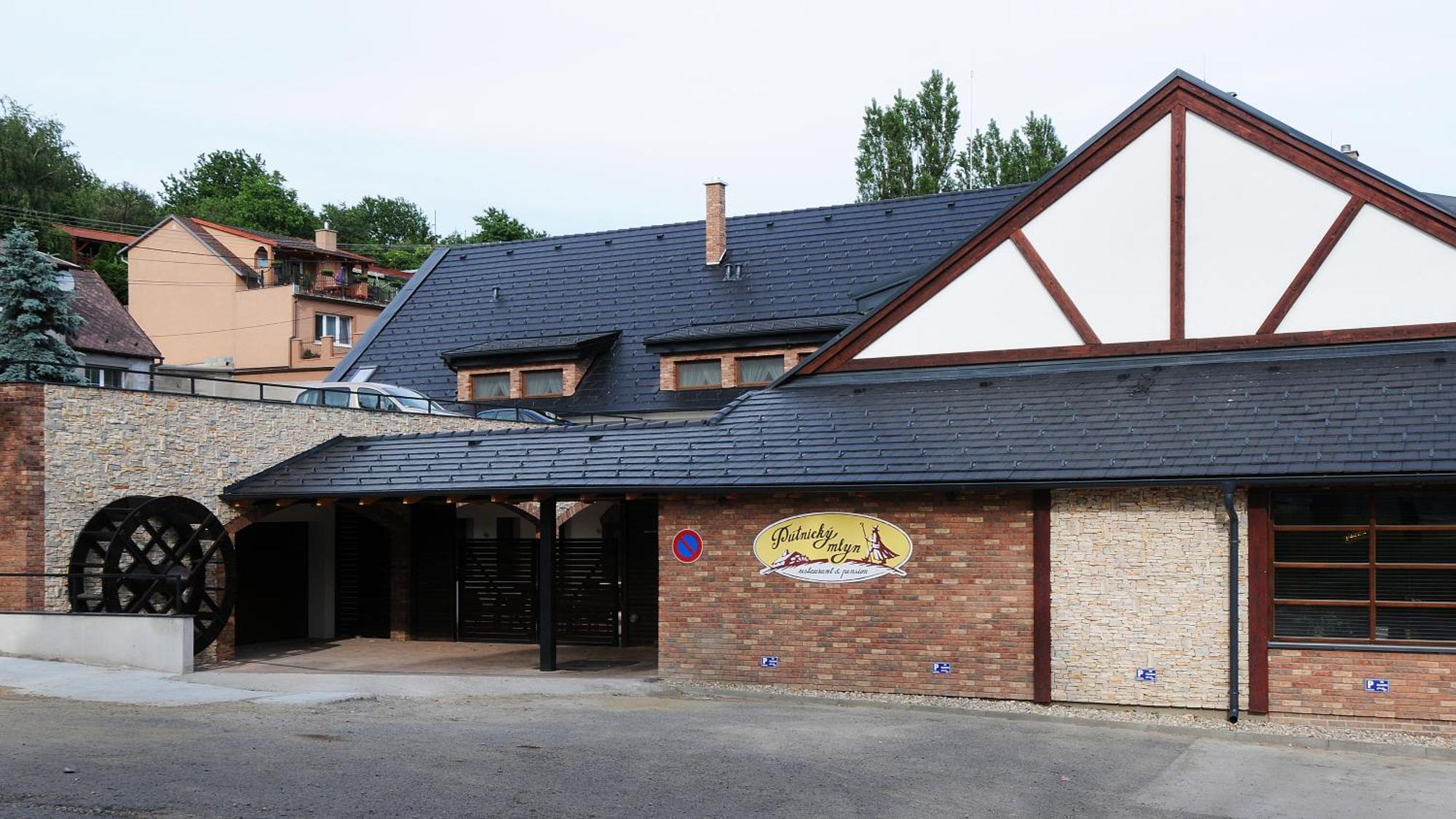 Hotel Putnicky Mlyn Marianka Exterior foto