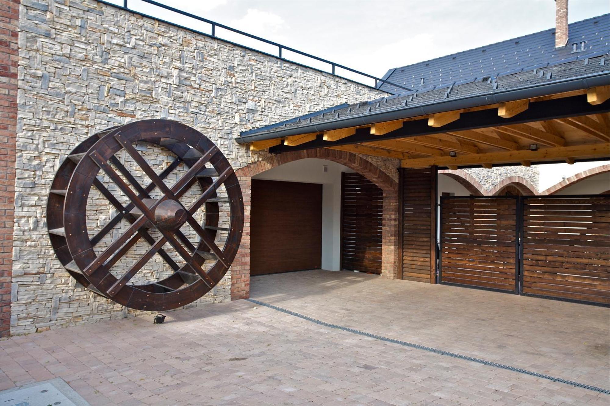 Hotel Putnicky Mlyn Marianka Exterior foto